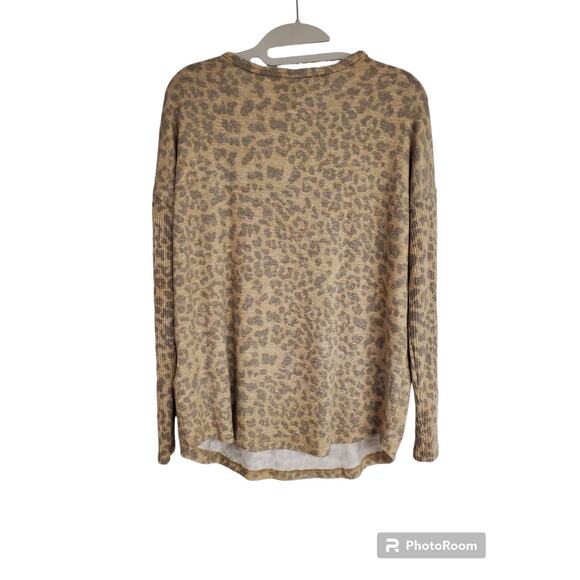 Buffalo David Bitton Cheetah/Leopard Print Long Sleeve Knit Top | Size Small - Picture 2 of 6